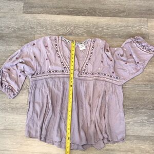 Knox Rose Mauve Embroidered V-Neck Peasant Tunic